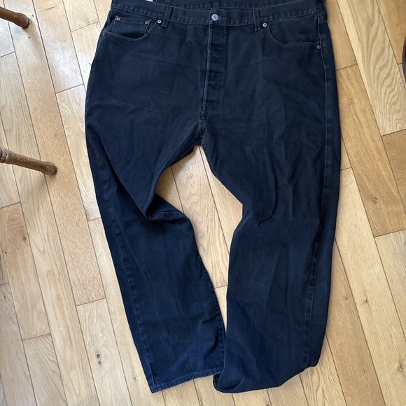 Levi's 501 Black Denim Jeans Mens W42 L30 Classic Fit - Picture 5 of 6